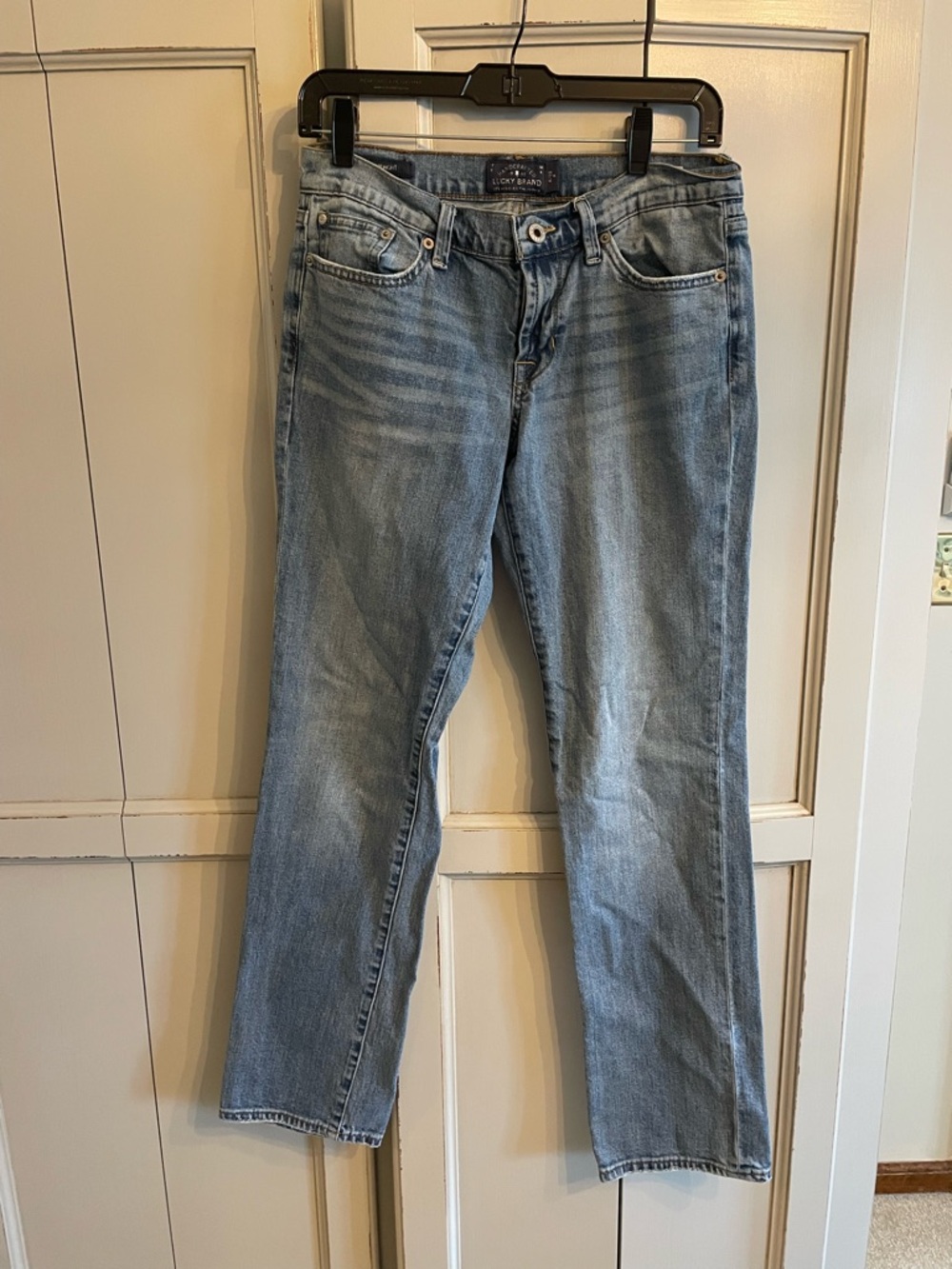 Lucky Brand Sweet Straight - Classic Straight Fit